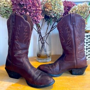 Ariat women’s cowboy boots 7.5 style 15724